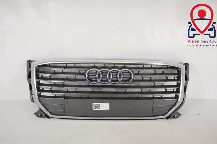 Ауди Q2 / Audi Q2 Оригинална централна решетка на радиатора в добро съ
