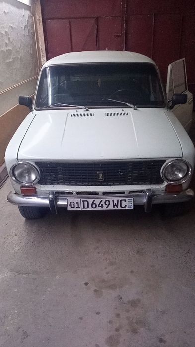 Жигули срочна сотилади