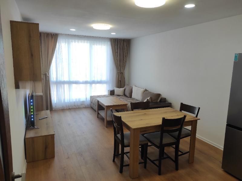 Дава се под наем Двустаен апартамент в Пловдив, Кючук Париж - 77 кв.м за 511 € - Снимка #1