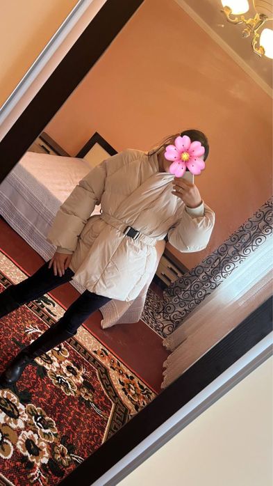 Продается пуховик почти новый