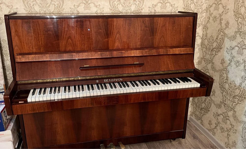 Отдам пианино в добрые руки.