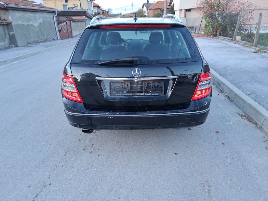 Мерцедес W204 220 cdi на части!