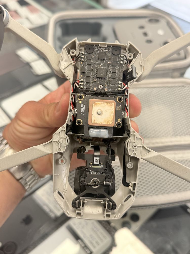 Dron dji mini 2 за части