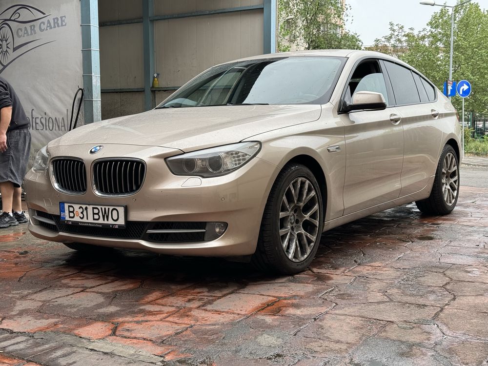 BMW 535xi GT, soft close usi si portbabaj