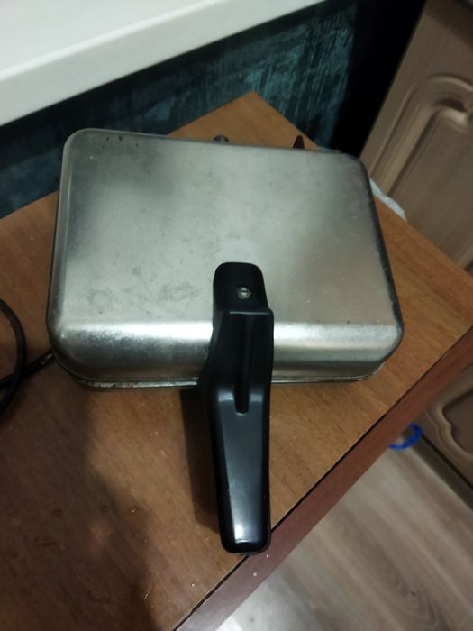 Советская вафельница