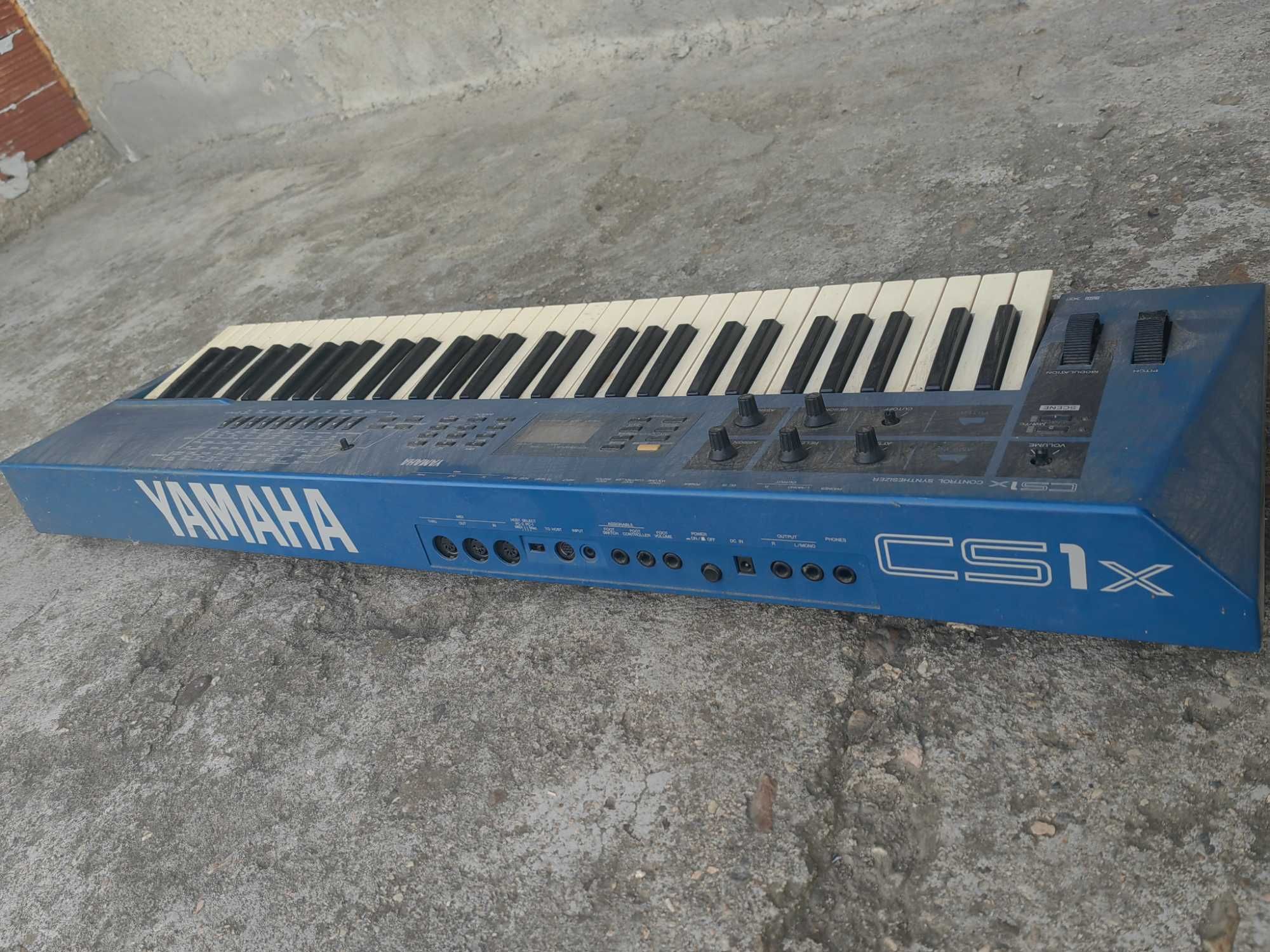 Yamaha C51 синтезатор
