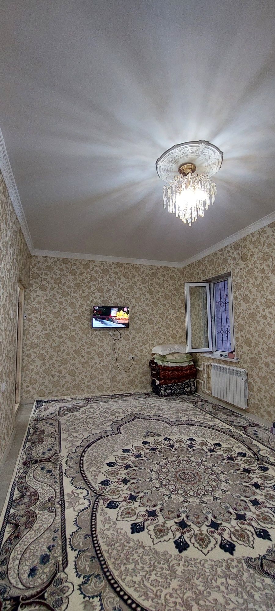 Продается Квартира 2/5/5 на Ахмад Югнакий ТТЗ