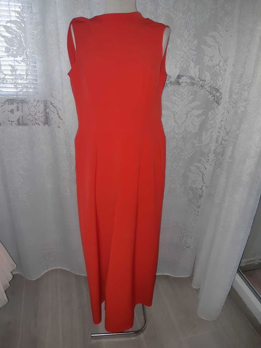 salopeta Nissa eleganta