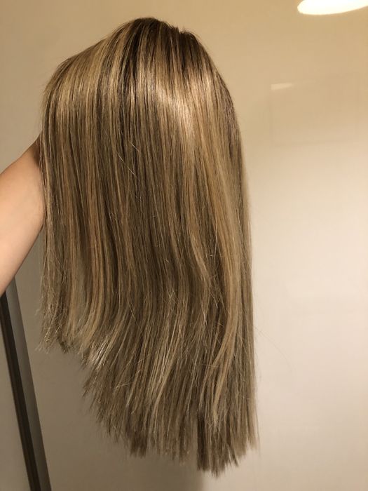 Peruca blond nisipiu - Ellen Wille