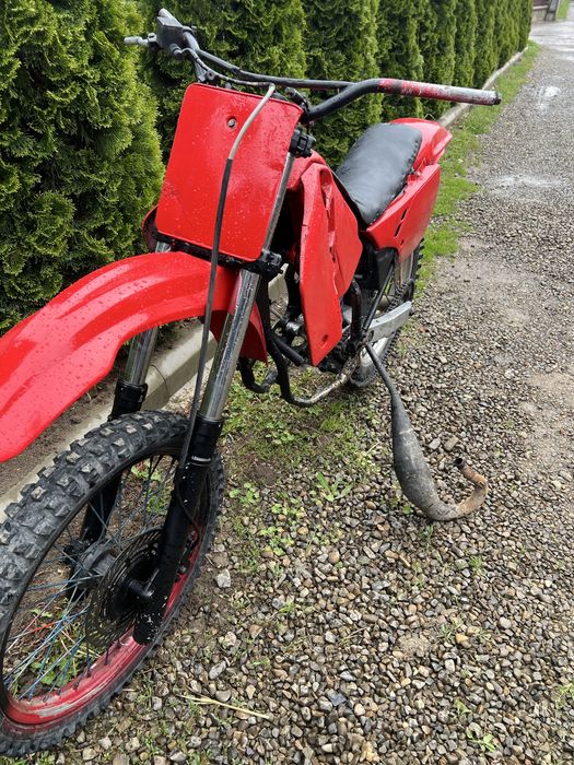 Se vinde cadru cross honda cr 250cc