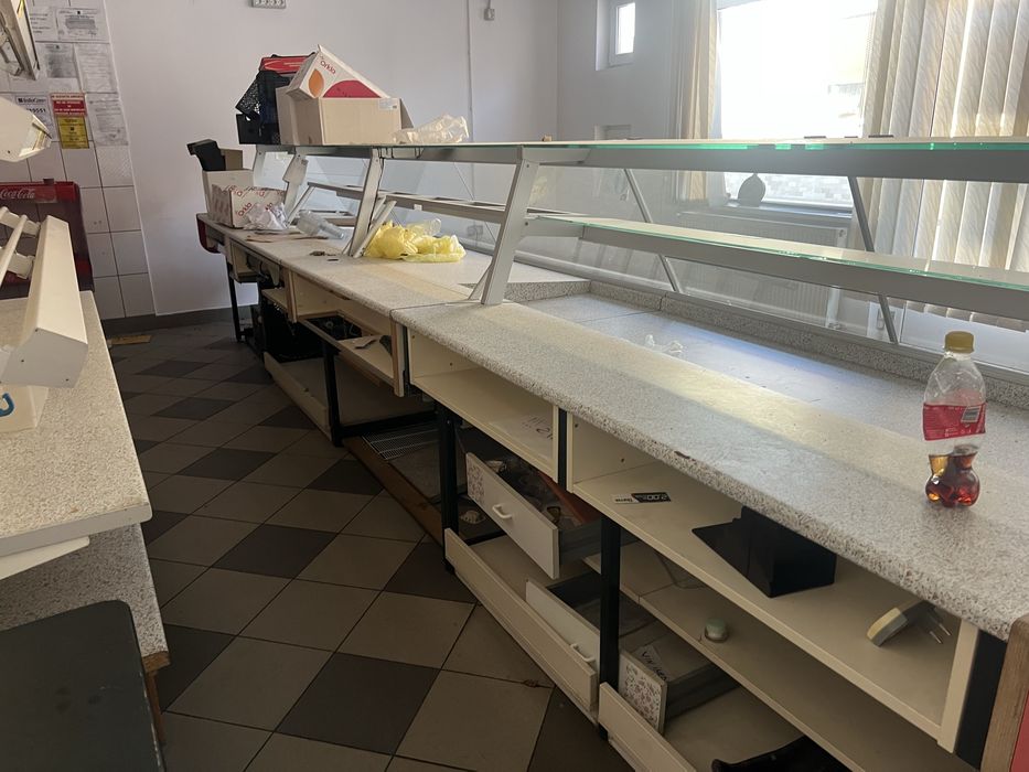 Vand mobilier magazin patiserie-panificatie