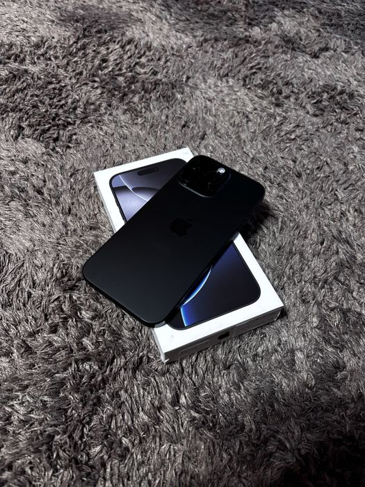 Iphone 16 PRO MAX 1 an Garantie