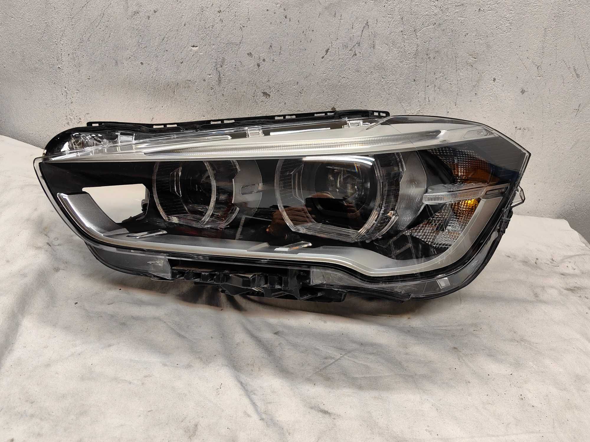 Оригинални  фарове  БМВ Ф48 X1   BMW X1 F48 Full Led