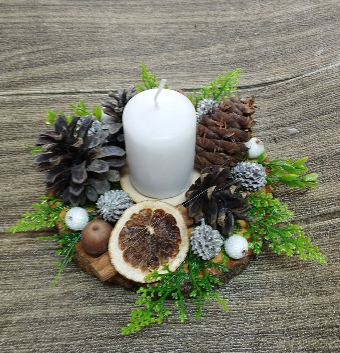 Коледни свещници ръчно изработени