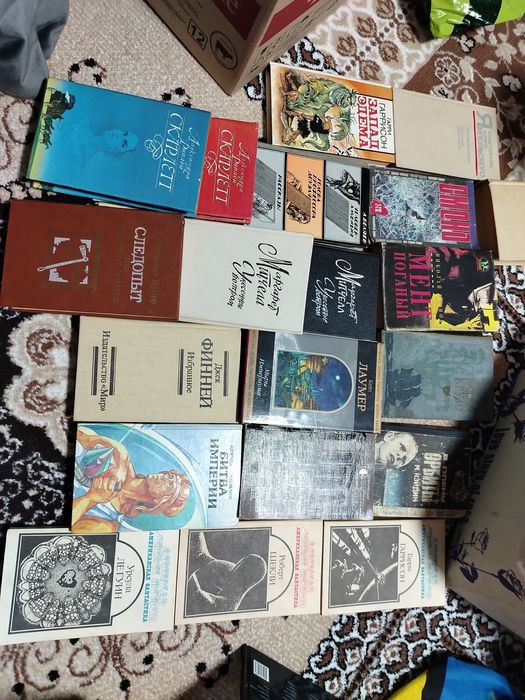 Книги разных жанров цена 350тг