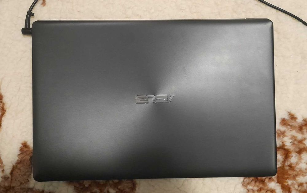 Laptop ASUS X550JX – i7 4720HQ • 8GB RAM • SSD 500GB • NVIDIA GTX 950M