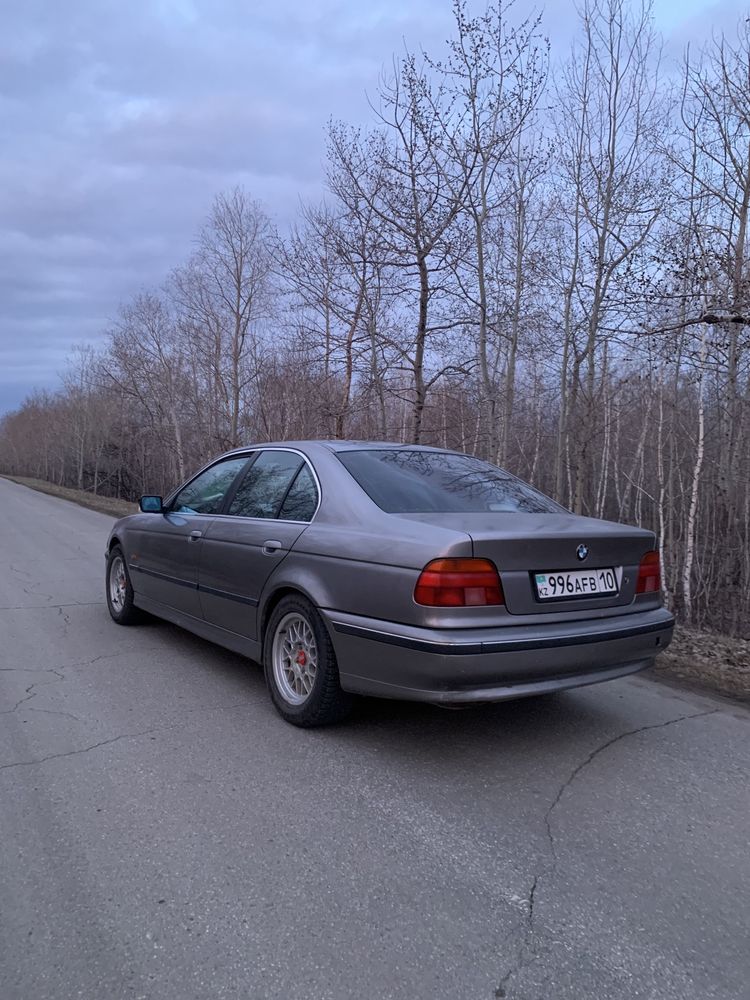 Bmw e39 520 в хорошем состоянии