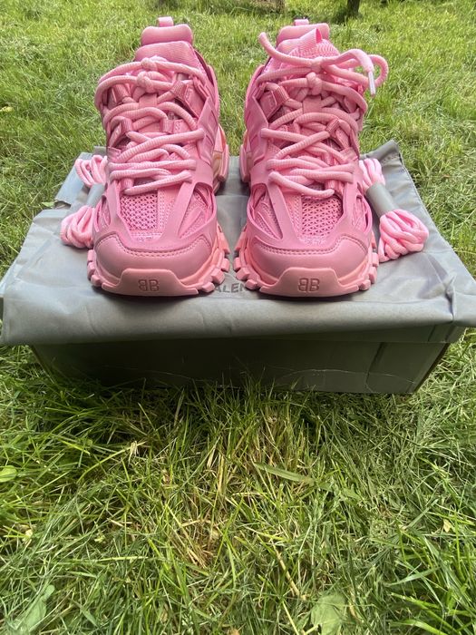 Balenciaga track roz