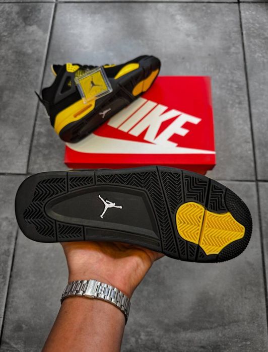 Air Jordan 4 Retro “Black/Yellow” маратонки 41-46 номер