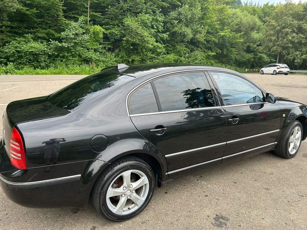 Skoda superb 1 edition 100