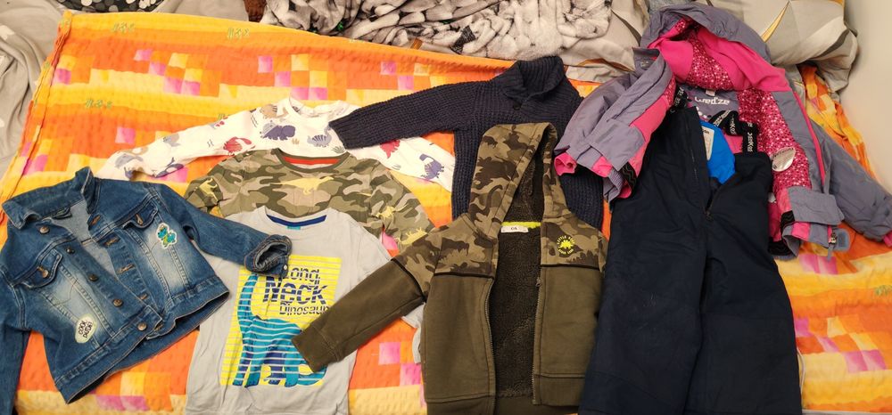 Lot haine baiat marimea 104