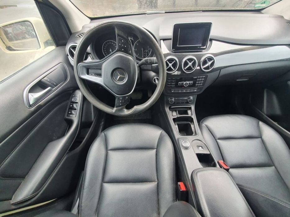 dezmembrez Mercedes B-Class  w246 motor 1.8cdi 110cp 80KW om651, dezmembrez cutie de viteze automata