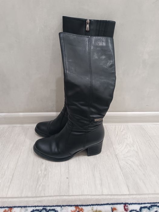 Женские сапоги из натуральной кожи