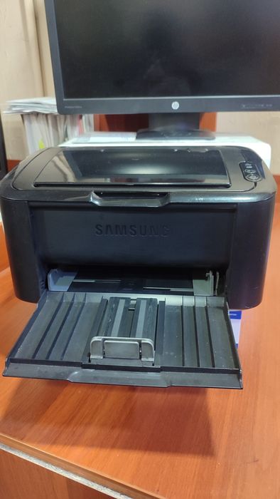 Лазерный принтер Samsung ML-1665