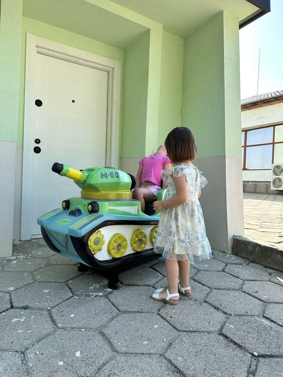 Детски Танк Клатушка