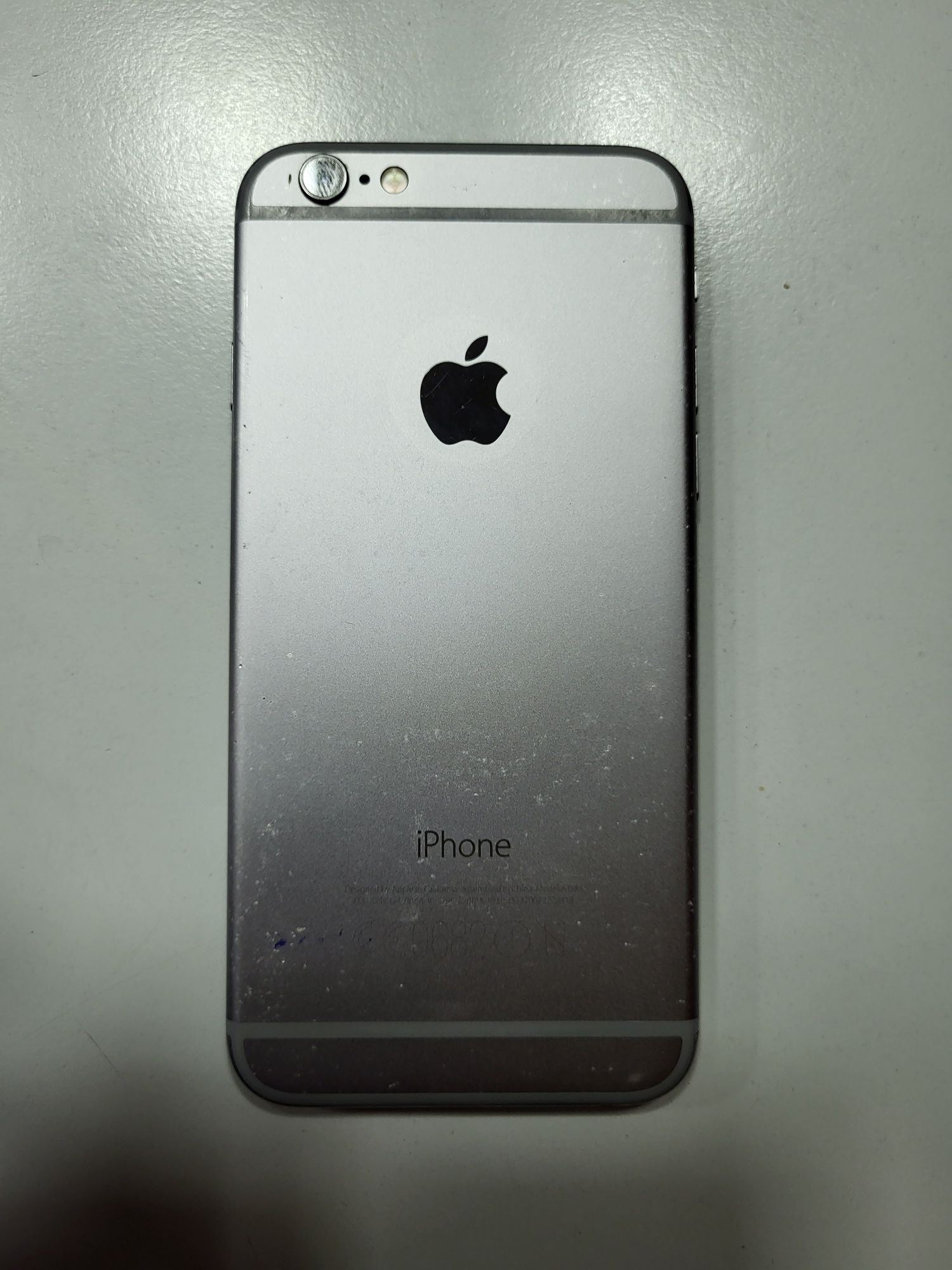 iPhone 6 Space Gray 100% baterie Impeabil ca nou