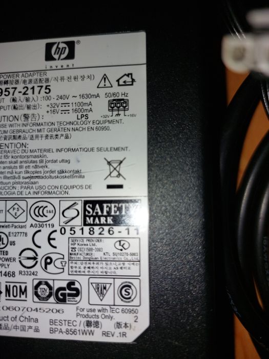 Alimentatoare  laptop-15V/19V
