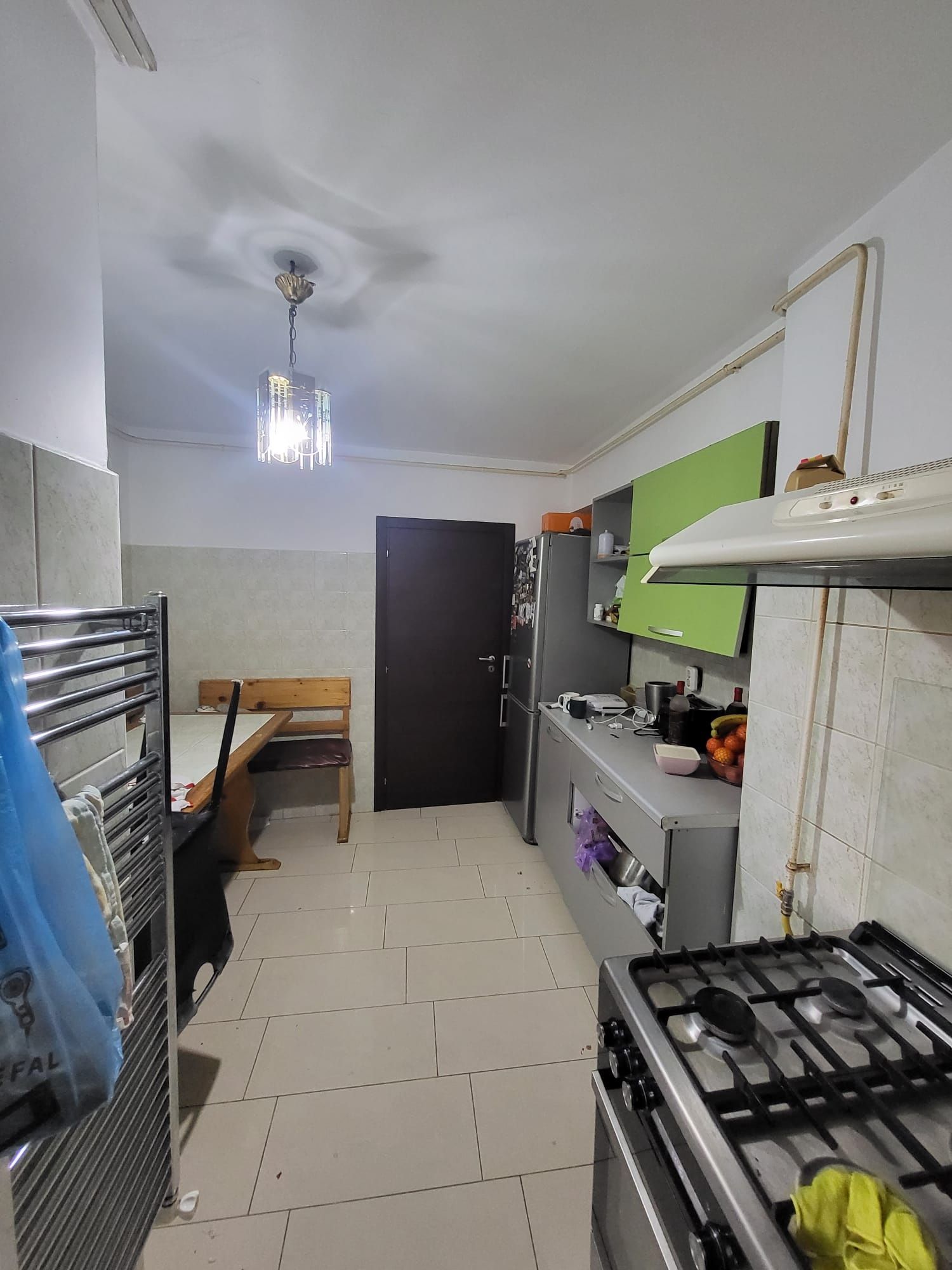 Apartament 4 camere - spațios - în centrul orașului