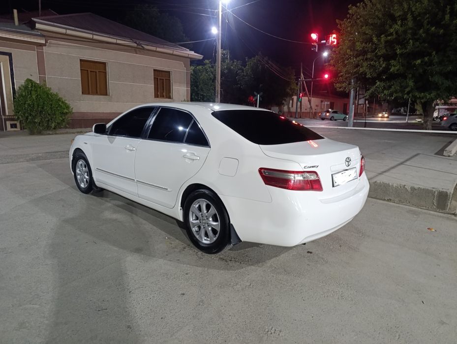 Toyota Камри v40