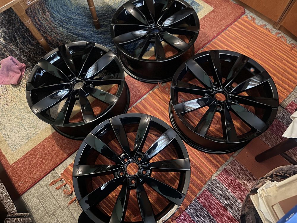 Jante Vw 19 "Lugano"+ cauciucuri 235 35 R19