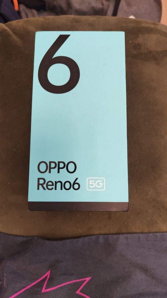 Cutie originala telefon Oppo Reno 6 5G
