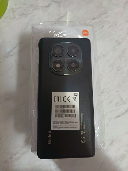 Honor 400lite.  Redmi 14pro
