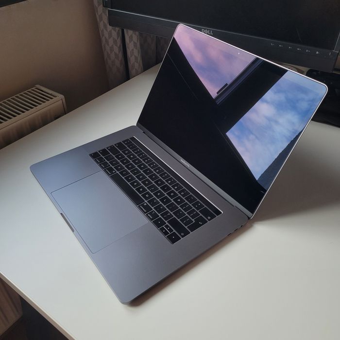 Macbook Pro 2018 15inch