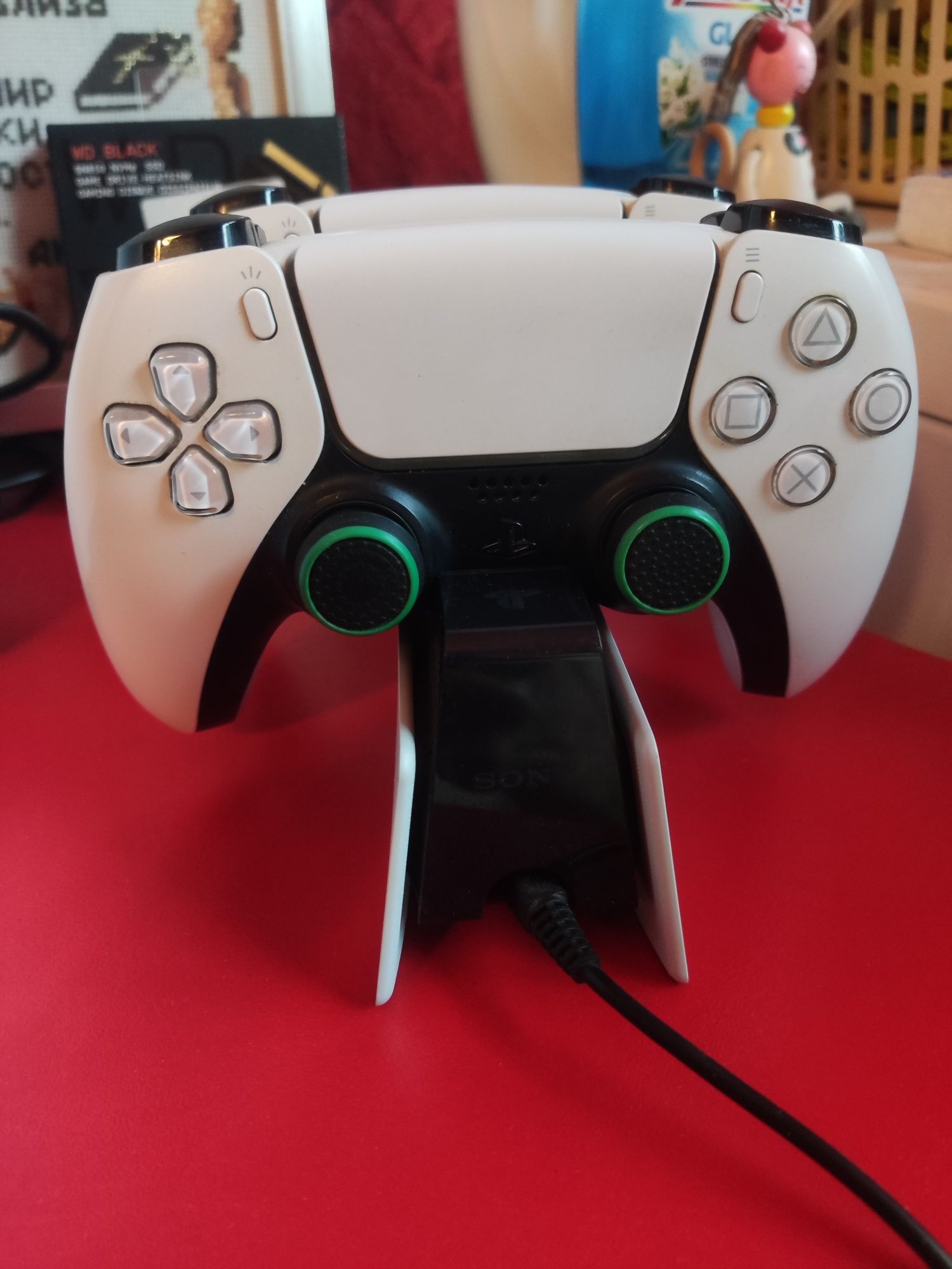 Playstation 5 Disk Edition +док станция+2 пада+SSD+5 игри
