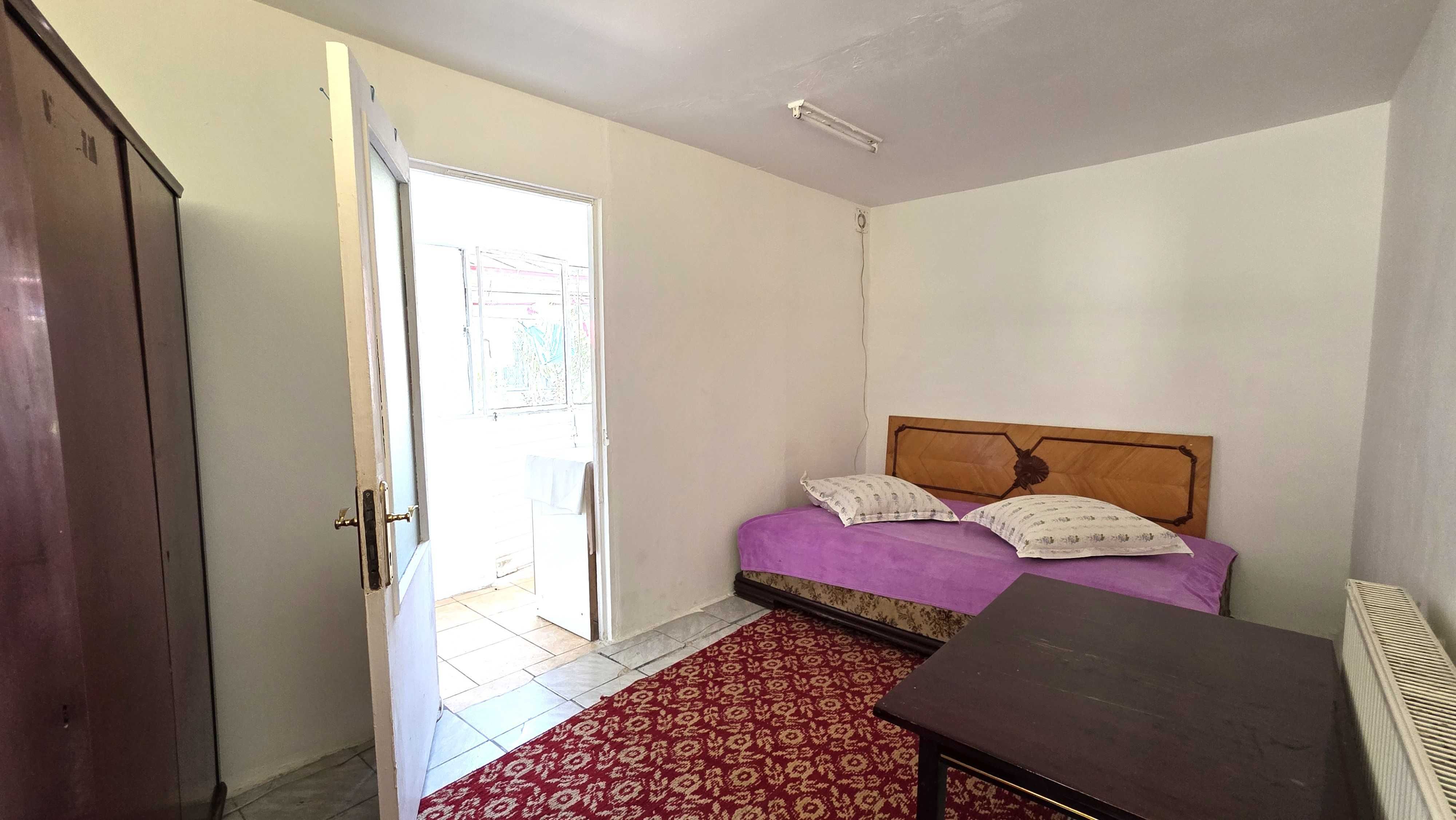Camera de inchiriat casa curte Locatie f convenienta Sos Alexandriei
