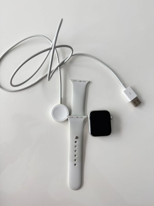 Apple Watch 6 / 40mm