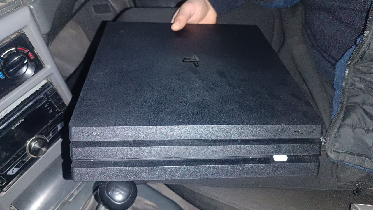 Playstation 4 pro 1tb