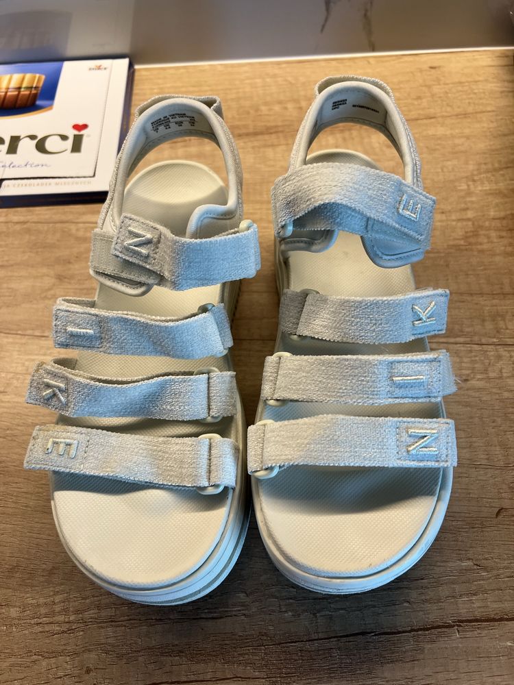 Дамски сандали Nike