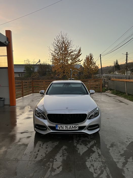 Mercedes-Benz C220 2015