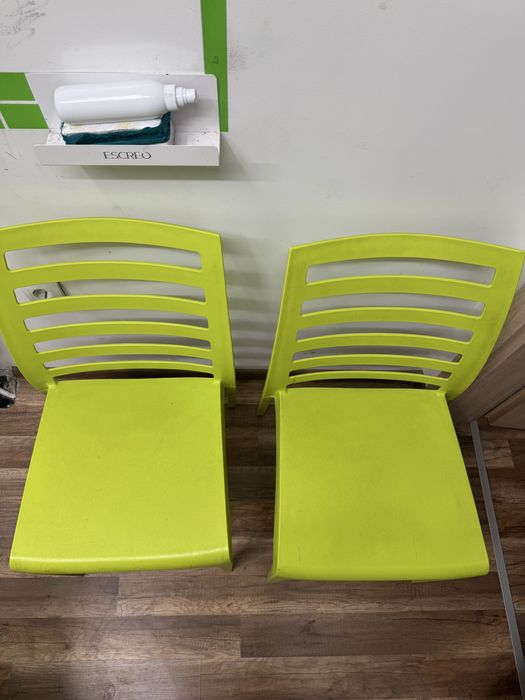 Маса и столове.