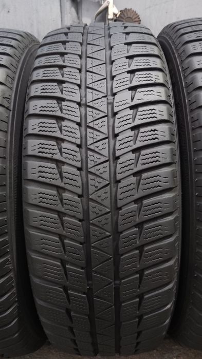 4бр. зимни гуми 185/65/15 Sumitomo, dot22
dot22
7mm
Добро състояние на