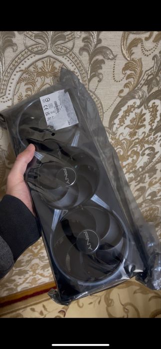 PNY Rtx 5090 / СРОЧНО