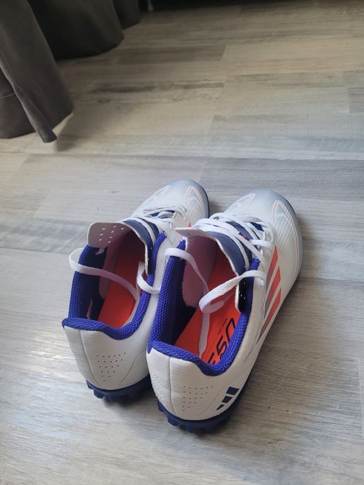 Adidasi fotbal sintetic Adidas