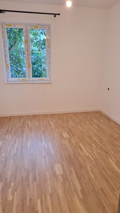 Închiriez apartament  2 camere decomandat Băneasa