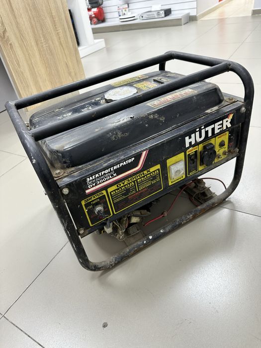 Бензогенератор HUTER DY3000LX (ТМ79)