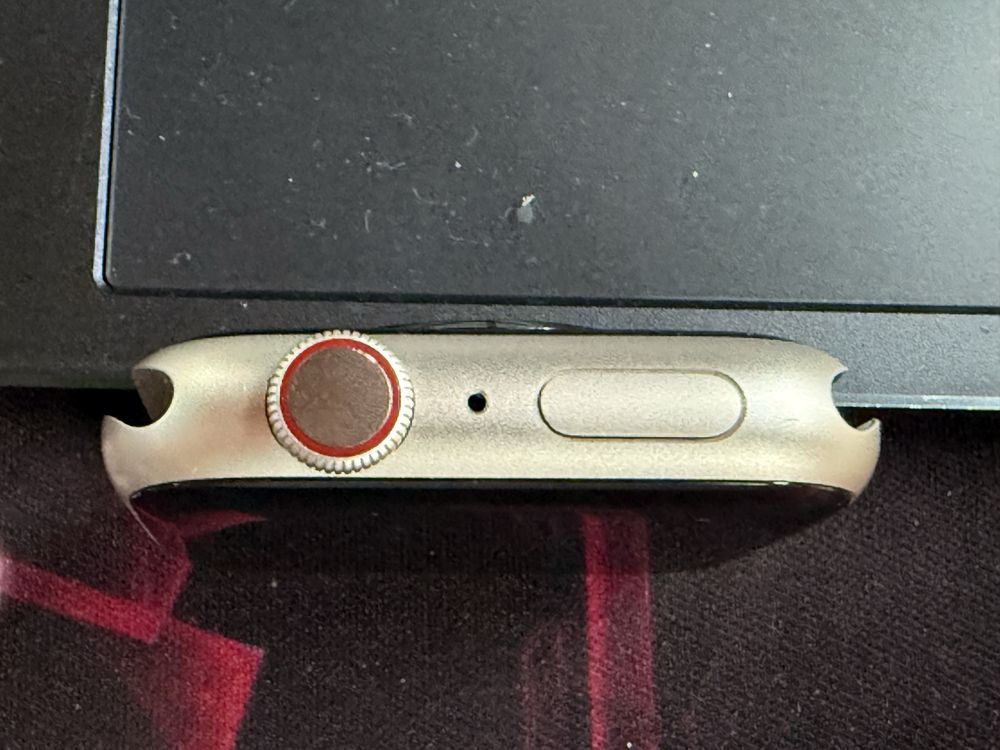 Apple Watch 9, GPS, Carcasa Starlight Aluminium 45mm
